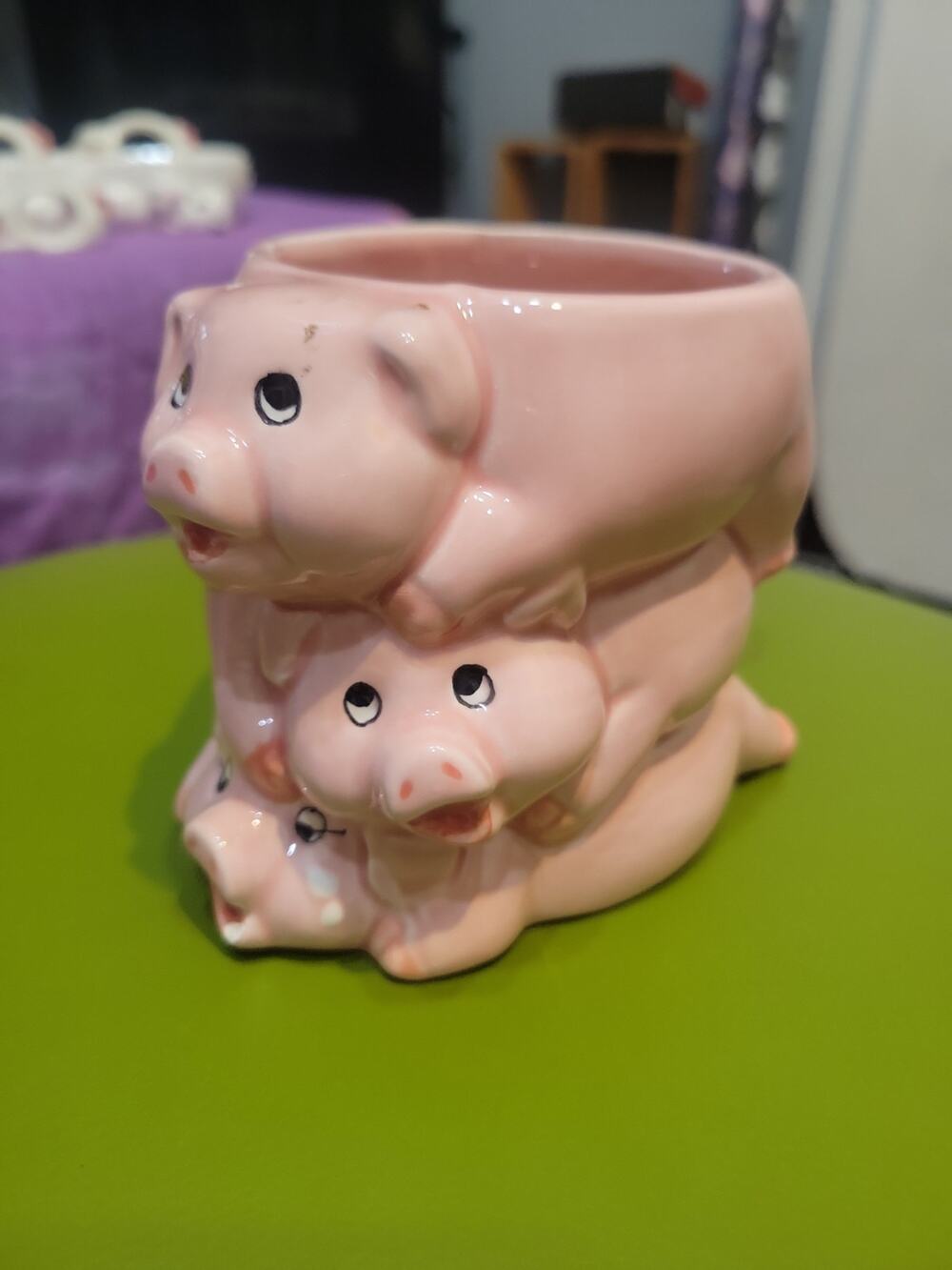 Vintage 1970's Design Pink 3 Piggies Papel Coffee Cup